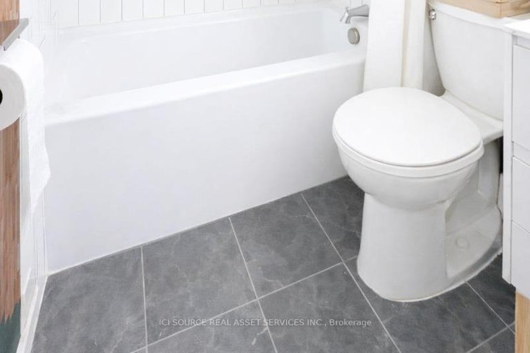 29361990/2002-265-poulin-avenue/britannia/ottawa/ontario/K2B7Y8_10