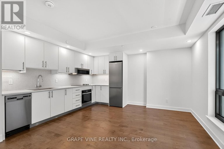 28896988/601-180-george-street/lower-townbyward-market/ottawa/ontario/K1N0G8_14