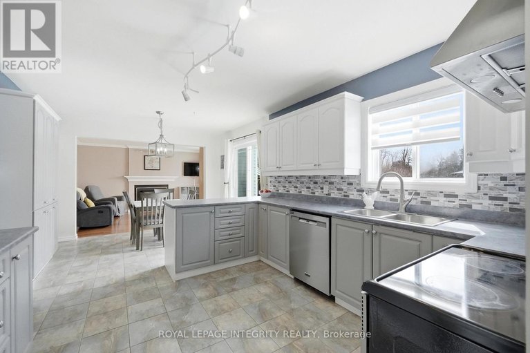 29646948/675-potvin-avenue/town-of-rockland/clarence-rockland/ontario/K4K1H2_14