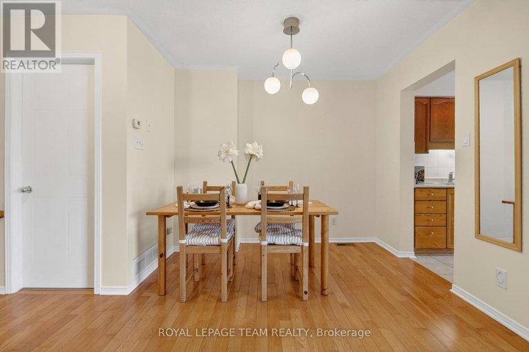 29445574/48-jackman-terrace/katimavik/ottawa/ontario/K2L4E1_26