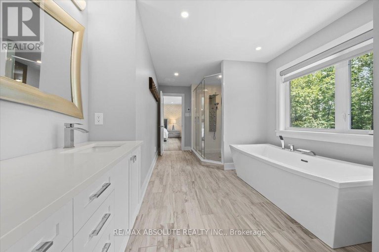 28693954/144-derbeyshire-street/kanata-north-west/ottawa/ontario/K2W0E7_28