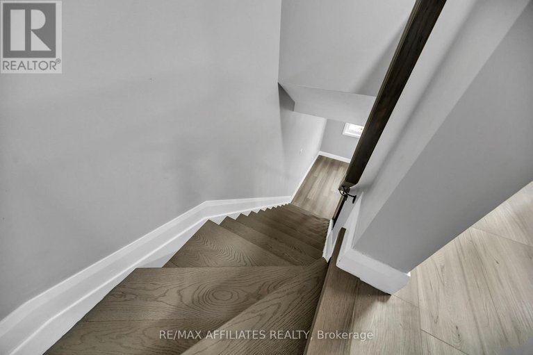 29042794/714-sanibel-private/westcliffe-estates/ottawa/ontario/K2H0A8_28