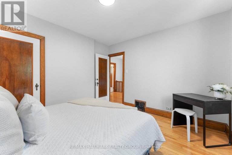 29110534/242-harmer-avenue-s/civic-hospital/ottawa/ontario/K1Y0V6_20