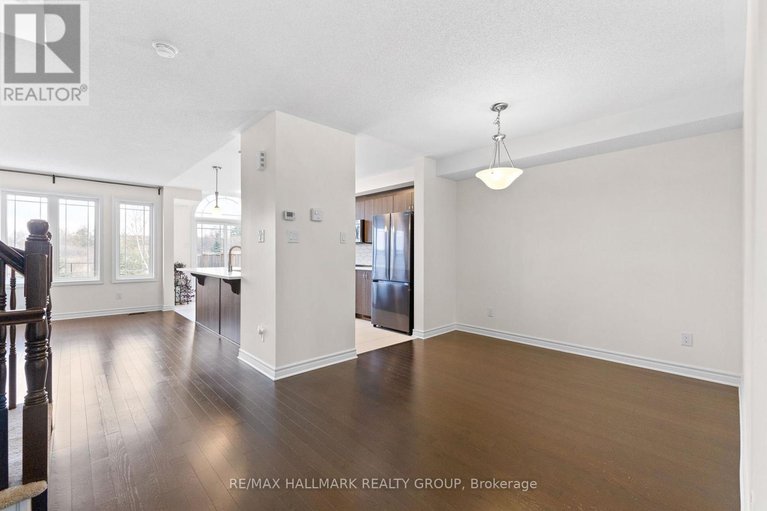 29121099/420-barrick-hill-road/emerald-meadowstrailwest/ottawa/ontario/K2M0H7_7