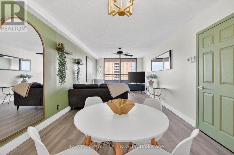 29462516/1809-515-st-laurent-boulevard-s/viscount-alexander-park/ottawa/ontario/K1K3X5_18