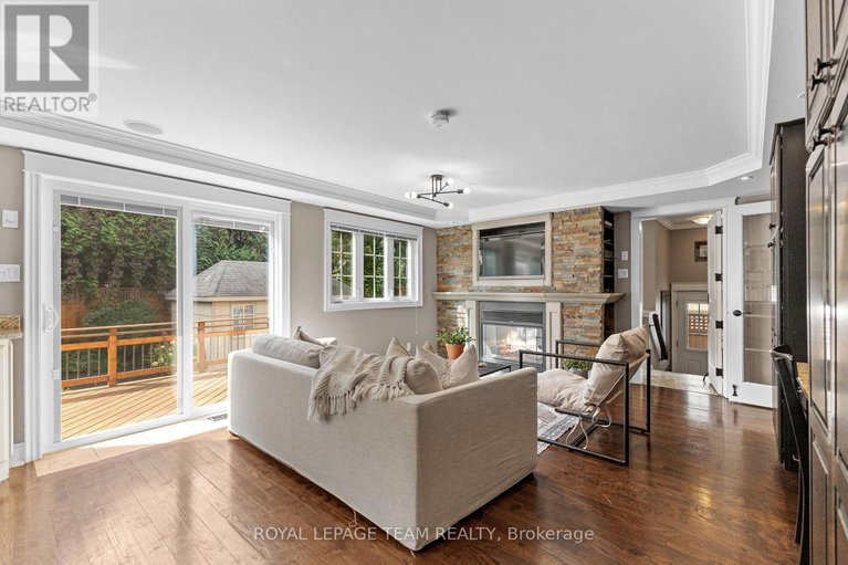 28884510/524-broadview-avenue/mckellarhighland/ottawa/ontario/K2A2L4_10