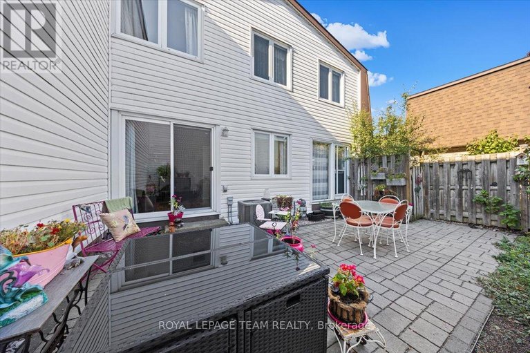 29582797/221-3310-southgate-road/south-keys/ottawa/ontario/K1V8X4_32