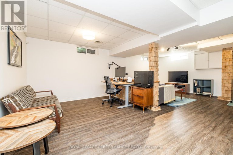28842718/343-fullerton-avenue/overbrookcastle-heights/ottawa/ontario/K1K1K2_33