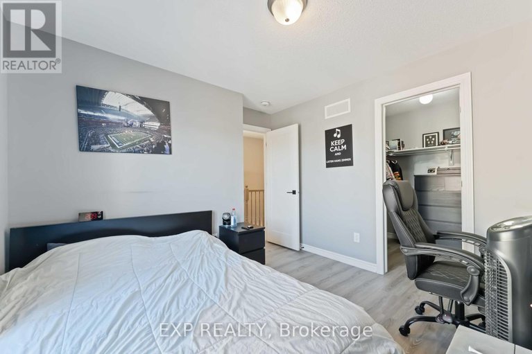 29115786/829-mikinak-road/cfb-rockcliffe-and-area/ottawa/ontario/K1K4Z9_41