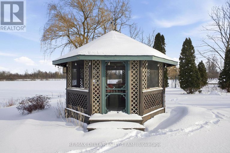 29284184/1653-lakeshore-drive/greely/ottawa/ontario/K4P1H1_30