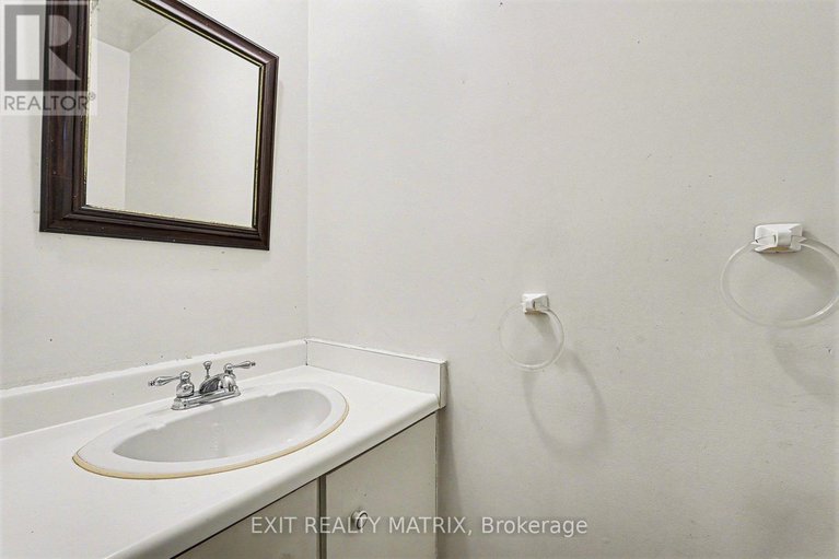 29235232/48-peary-way/katimavik/ottawa/ontario/K2L1Z8_10