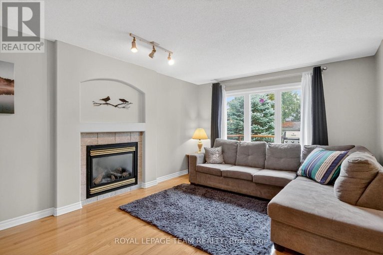 29614412/75-renoir-drive/embrun/russell/ontario/K0A1W0_15