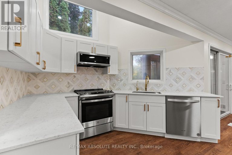 28975181/6-howard-court/hearts-desire/ottawa/ontario/K2J3Z8_12