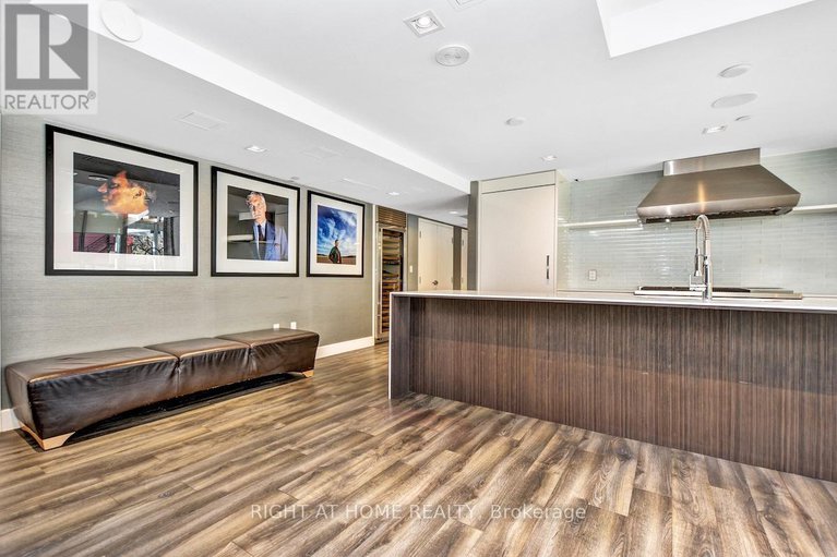 28480067/504-300-lisgar-street/ottawa-centre/ottawa/ontario/K2P0E2_8