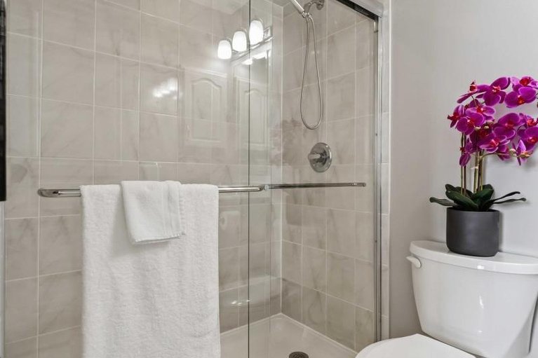 29672103/301-755-beauparc-private/cyrville/ottawa/ontario/K1J0B5_32