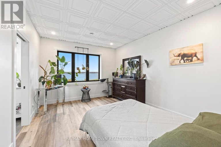 29416154/5-shoreside-way/augusta-twp/augusta/ontario/K6V5T1_44