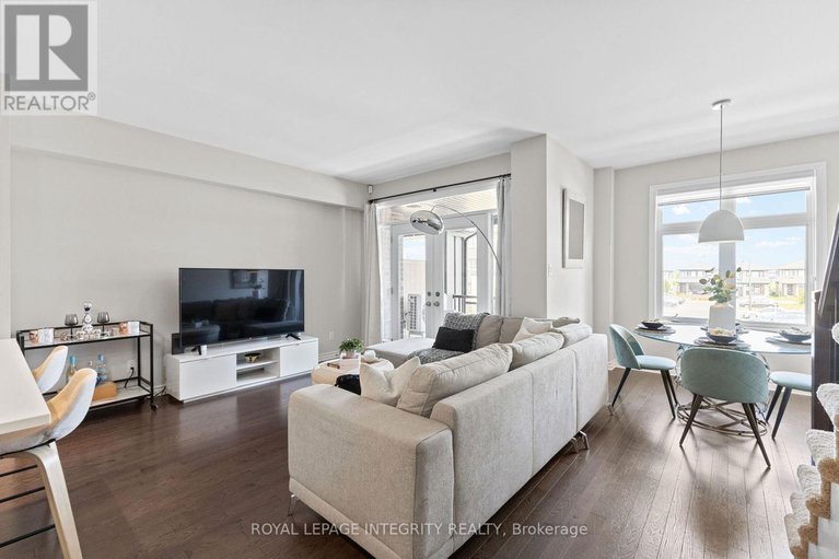 28756999/611-compass-street/mer-bleuebradley-estatesanderson-park/ottawa/ontario/K1W0J8_11
