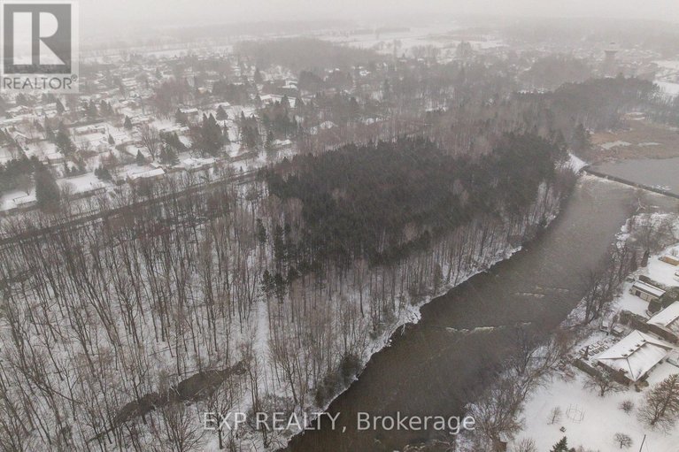 29577818/602-church-street/village-of-russell/russell/ontario/K4R1C4_49