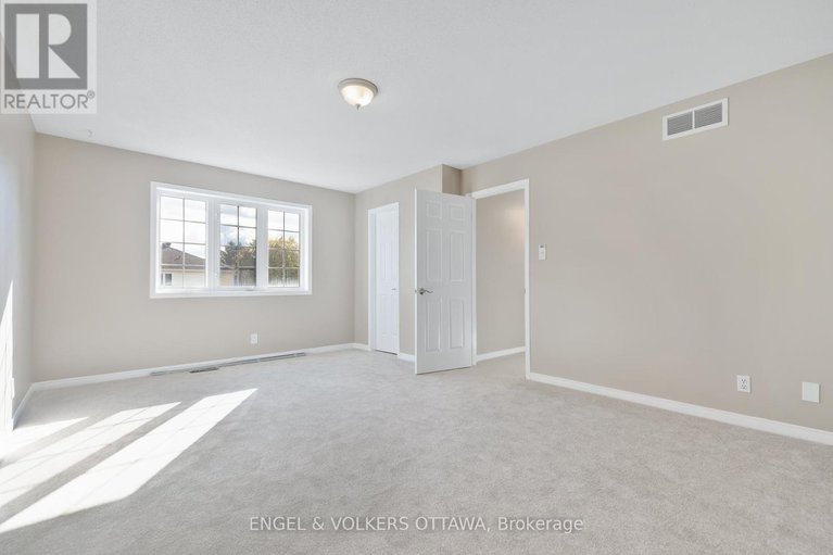 29096516/26-carleton-cathcart-street/stittsville-south/ottawa/ontario/K2S1M7_22