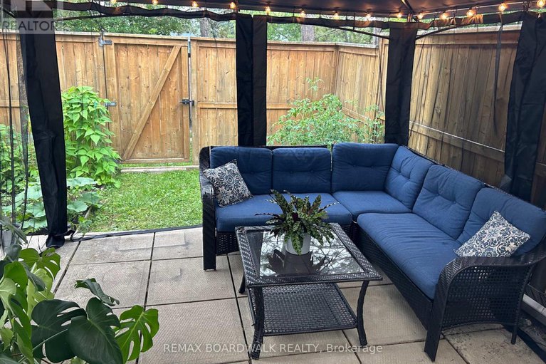 29433243/3-443-canotia-place/fallingbrookpineridge/ottawa/ontario/K4A2K1_30