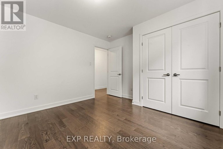 29472703/911-duxbury-lane/riverside-southgloucester-glen/ottawa/ontario/K4M0M2_23