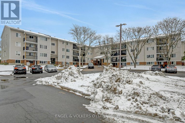 29269594/112-6532-bilberry-drive/orleans-wood/ottawa/ontario/K1C4N9_2