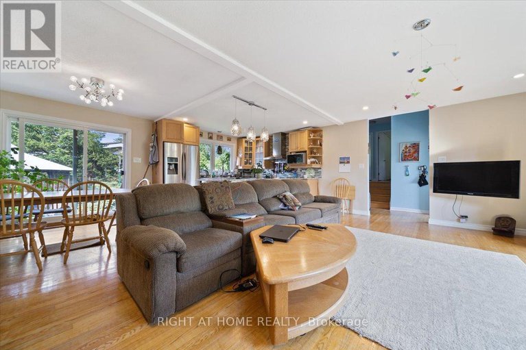 29161364/1-harrogate-place/crystal-beach/ottawa/ontario/K2H5L6_12