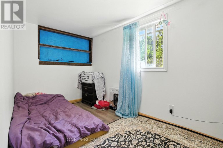 28852356/279-anna-avenue-w/carlington/ottawa/ontario/K1Z7V5_20