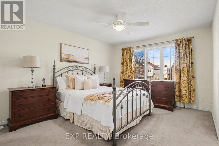 29397409/89-inverkip-avenue/hunt-club-parkgreenboro/ottawa/ontario/K1T4B9_21