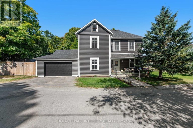 29620888/101-paul-drive/lanark-highlands-lanark-village/lanark-highlands/ontario/K0G1K0_1