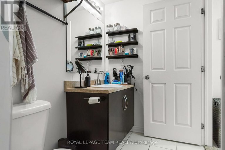 28763966/306-a-everest-private/elmvale-acres/ottawa/ontario/K1G4E3_32
