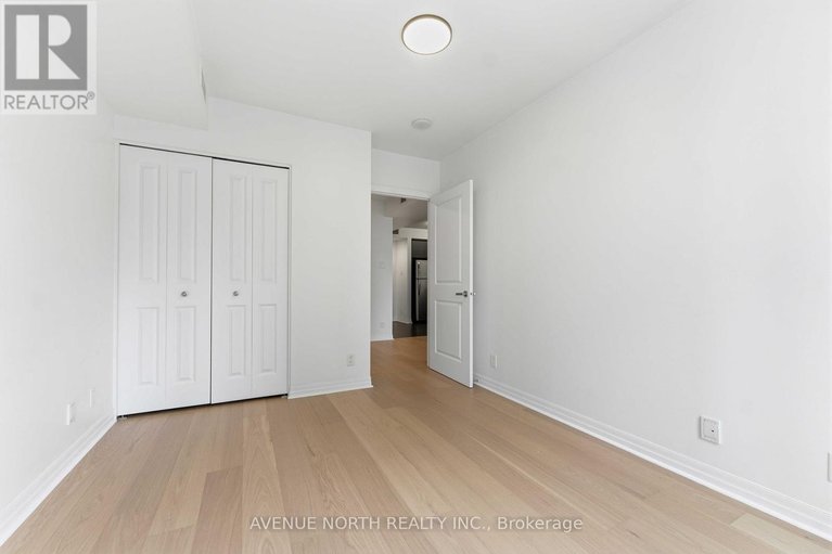 29556708/1102-242-rideau-street/sandy-hill/ottawa/ontario/K1N0B7_21
