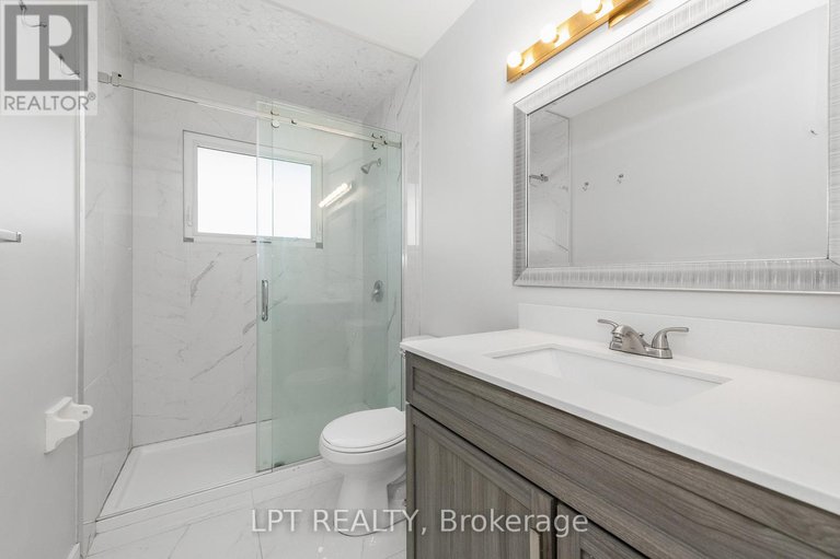 28384629/5-attwood-crescent/city-viewskylinefisher-heightsparkwood-hills/ottawa/ontario/K2E5B1_22