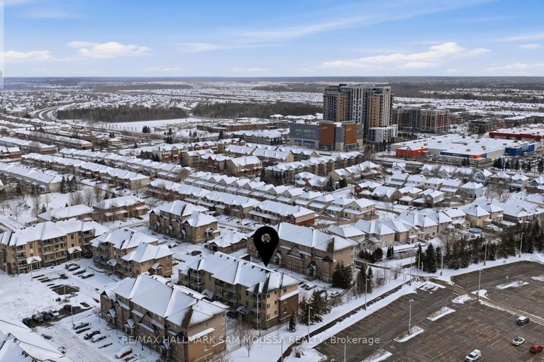 29579801/c-57-tayside-private/longfields/ottawa/ontario/K2J2T3_46