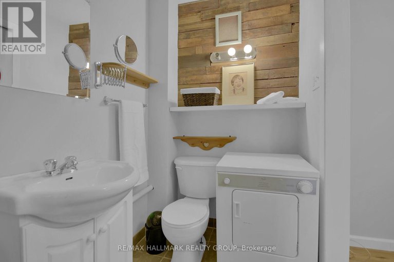 28532587/299-parkdale-avenue/hintonburg/ottawa/ontario/K1Y1G5_31
