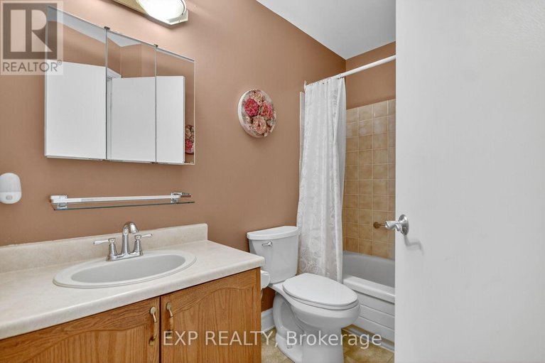 29011158/302-1-rosamond-street-e/almonte/mississippi-mills/ontario/K0A1A0_33