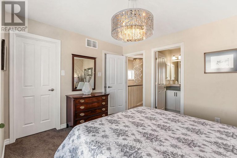 29379773/94-nutting-crescent/riverside-southgloucester-glen/ottawa/ontario/K4M0E2_36