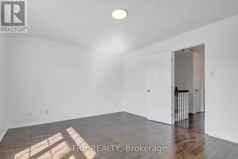 28416739/133-kinross-private/morgans-grantsouth-march/ottawa/ontario/K2K3P9_22