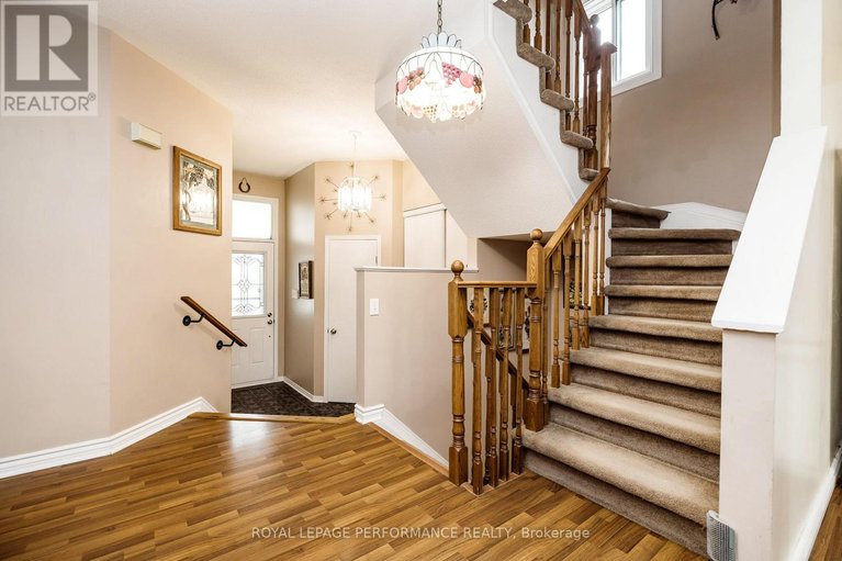 29622959/1893-hennessy-crescent/fallingbrookgardenway-south/ottawa/ontario/K4A3X8_13