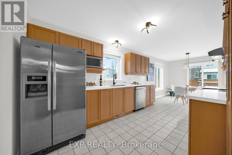 29236882/140-whetstone-crescent/barrhaven-east/ottawa/ontario/K2G7C3_12