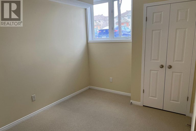 29397618/304-fir-lane/kemptville/north-grenville/ontario/K0G1J0_17