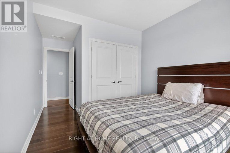 29193639/6-30-prestige-circle/chatelaine-village/ottawa/ontario/K4A0W9_19