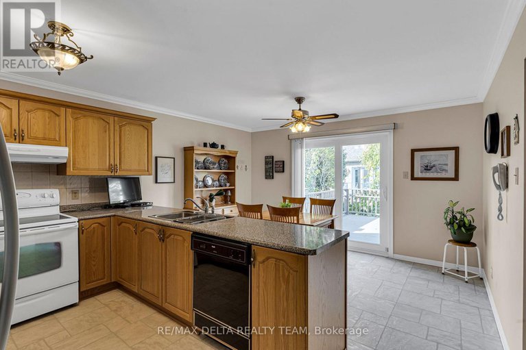 29050102/6565-des-chouettes-lane/chateauneuf/ottawa/ontario/K1C7E6_12