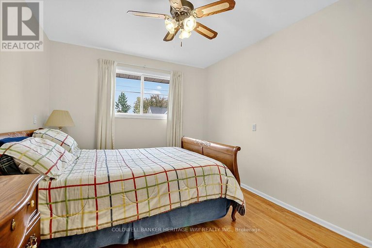 28913720/268-ottawa-street/almonte/mississippi-mills/ontario/K0A1A0_27