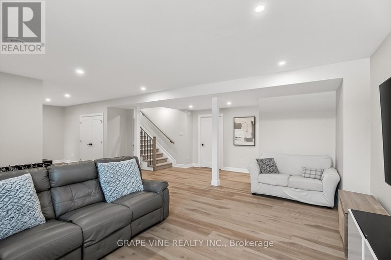 29432305/106-maplestone-drive/north-grenville-twp-kemptville-east/north-grenville/ontario/K0G1J0_30