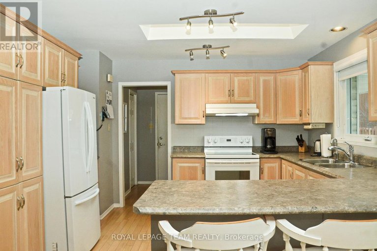 29683602/11119-grisdale-boulevard-w/south-dundas-matilda-twp/south-dundas/ontario/K0E1K0_10