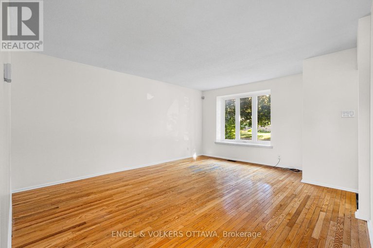 29096512/933-greenbriar-avenue/carleton-heights/ottawa/ontario/K2C0J8_8