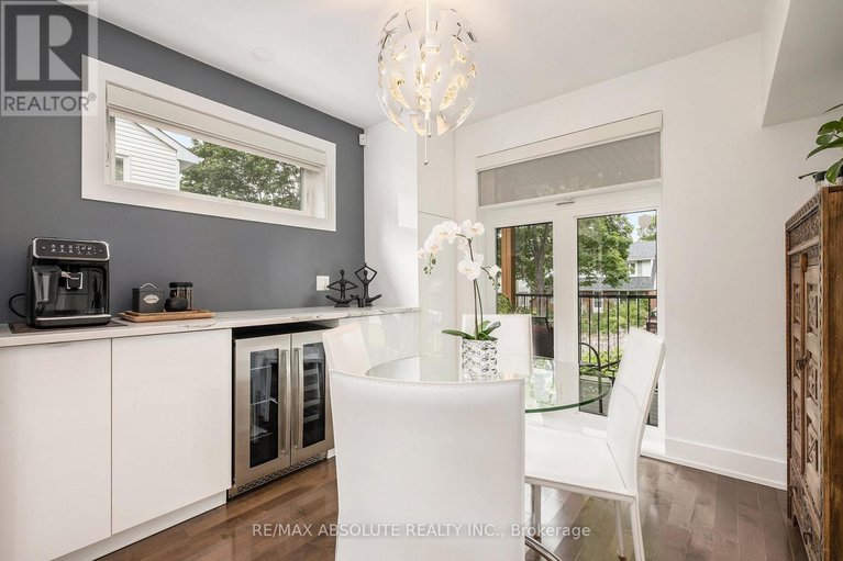 28419529/160-begonia-avenue/applewood-acres/ottawa/ontario/K1H6E4_13