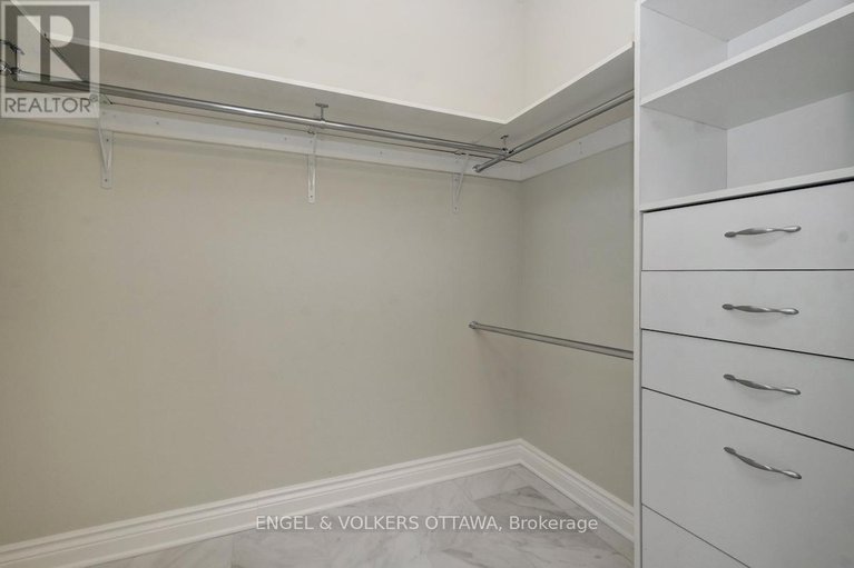 29162834/25-bittern-court/rockcliffe/ottawa/ontario/K1L8K9_21