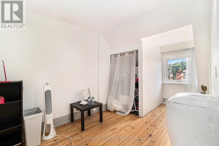 28639525/199-cobourg-street/sandy-hill/ottawa/ontario/K1N8H7_13